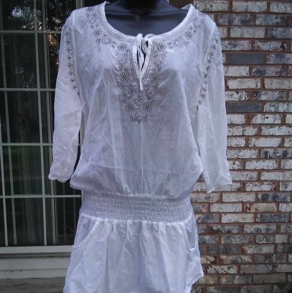 Athleta Tops - Athleta white top - Large